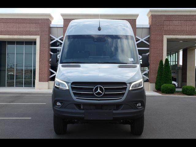 2024 Mercedes-Benz Sprinter Crew