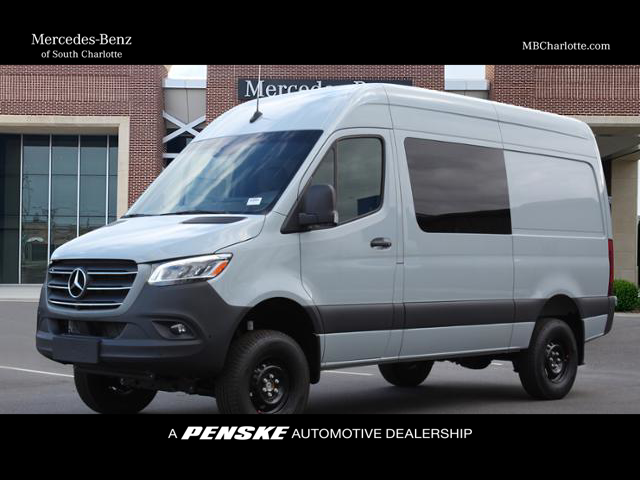 2024 Mercedes-Benz Sprinter Crew