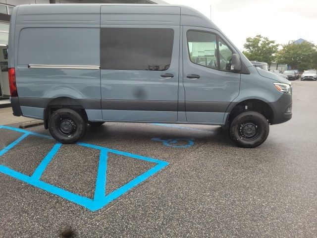 2024 Mercedes-Benz Sprinter Base