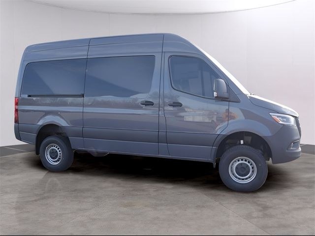 2024 Mercedes-Benz Sprinter Crew