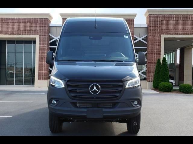 2024 Mercedes-Benz Sprinter Crew