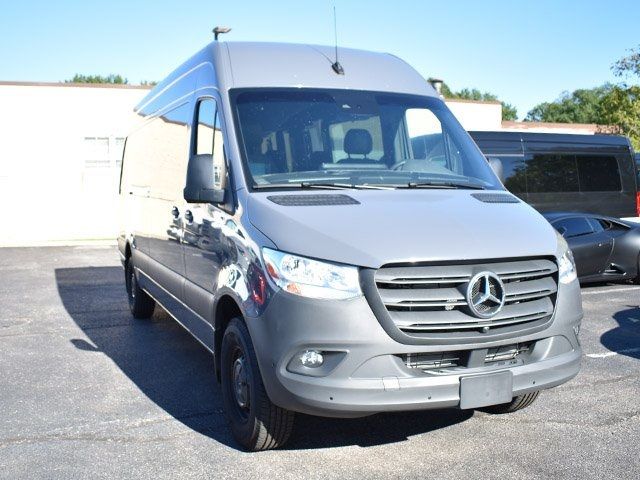 2024 Mercedes-Benz Sprinter Base