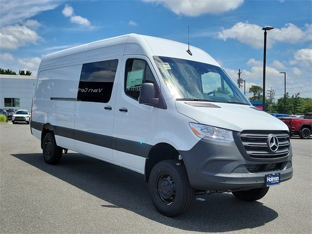 2024 Mercedes-Benz Sprinter Base