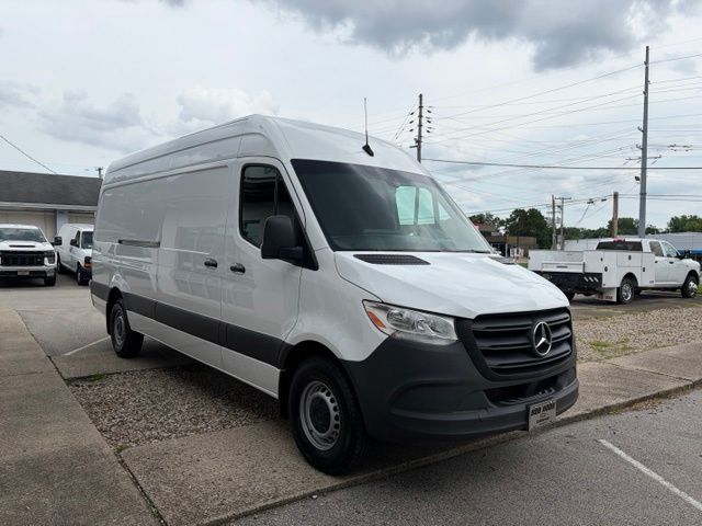 2024 Mercedes-Benz Sprinter Base
