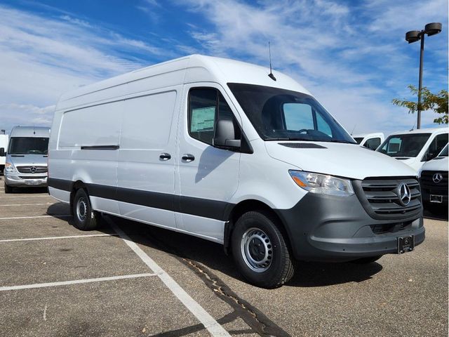 2024 Mercedes-Benz Sprinter Cargo