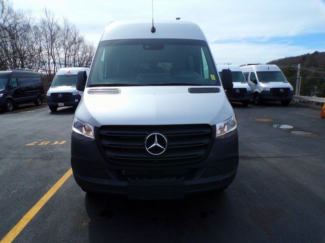 2024 Mercedes-Benz Sprinter Passsenger