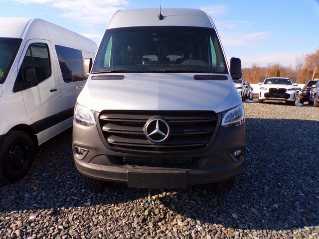 2024 Mercedes-Benz Sprinter Passsenger