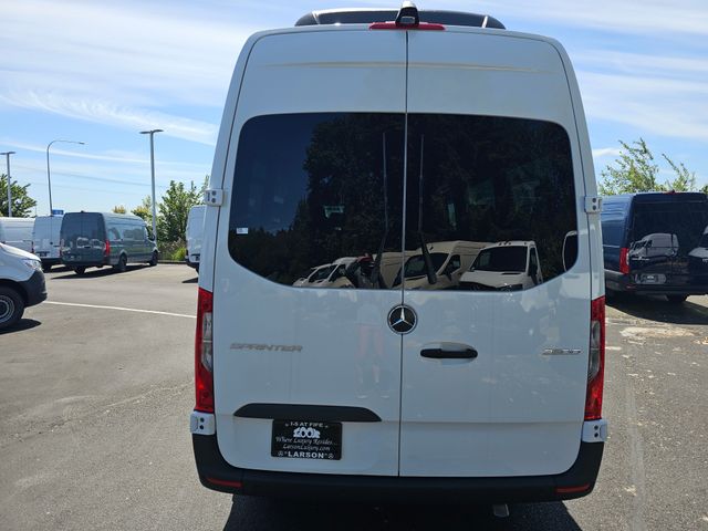 2024 Mercedes-Benz Sprinter Passsenger