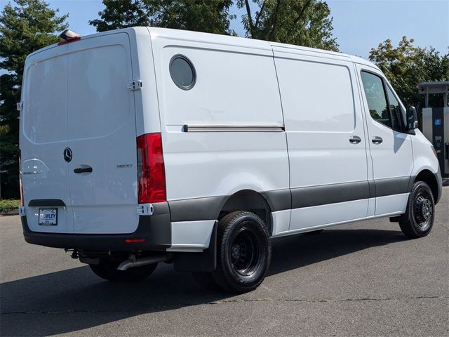 2024 Mercedes-Benz Sprinter Cargo