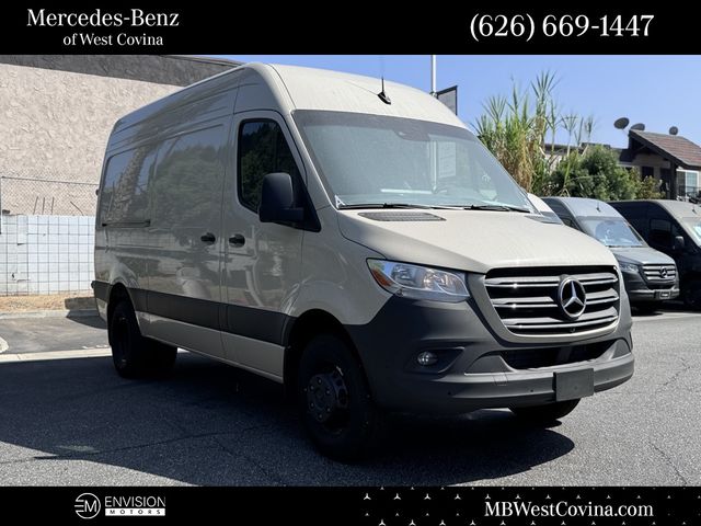 2024 Mercedes-Benz Sprinter Cargo