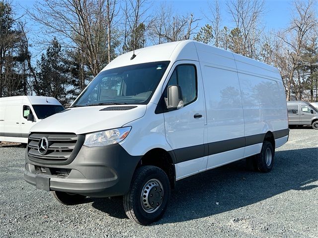 2024 Mercedes-Benz Sprinter Cargo