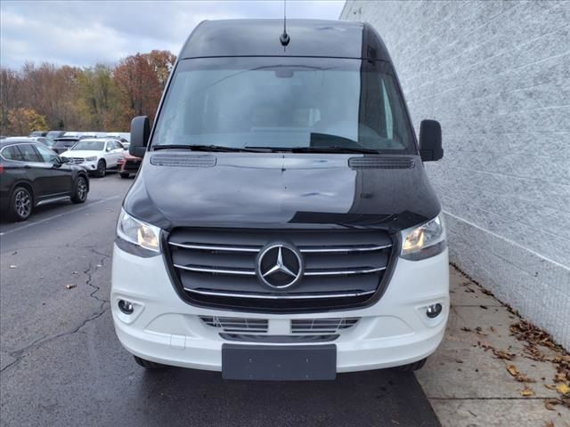 2024 Mercedes-Benz Sprinter Cargo