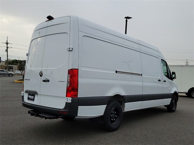 2024 Mercedes-Benz Sprinter Cargo