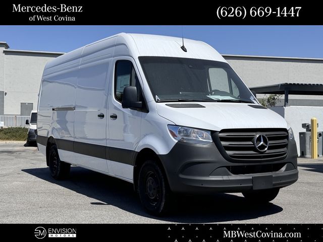 2024 Mercedes-Benz Sprinter Cargo