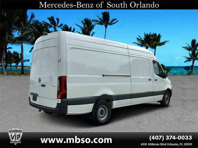 2024 Mercedes-Benz Sprinter Cargo