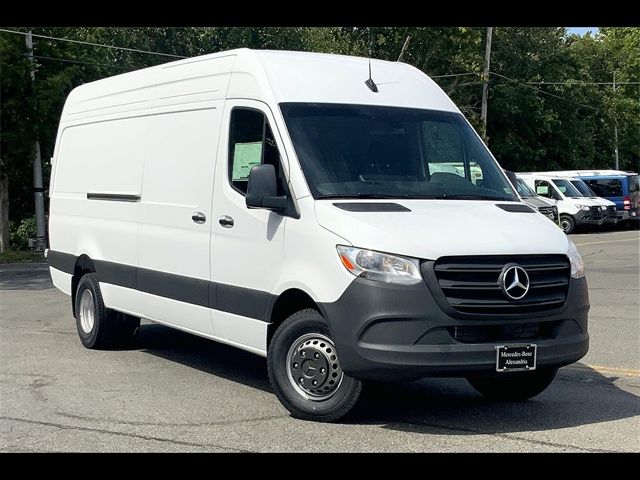 2024 Mercedes-Benz Sprinter Cargo