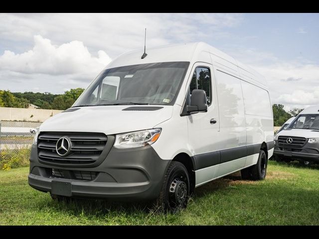 2024 Mercedes-Benz Sprinter Cargo