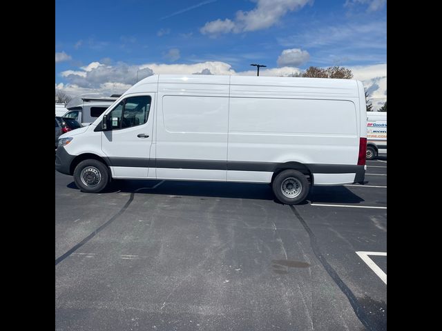 2024 Mercedes-Benz Sprinter Cargo