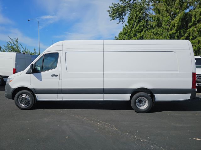 2024 Mercedes-Benz Sprinter Cargo