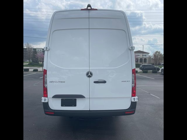 2024 Mercedes-Benz Sprinter Cargo