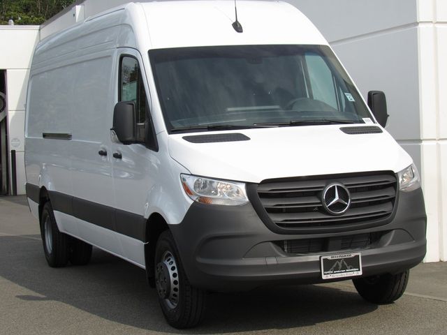 2024 Mercedes-Benz Sprinter Cargo