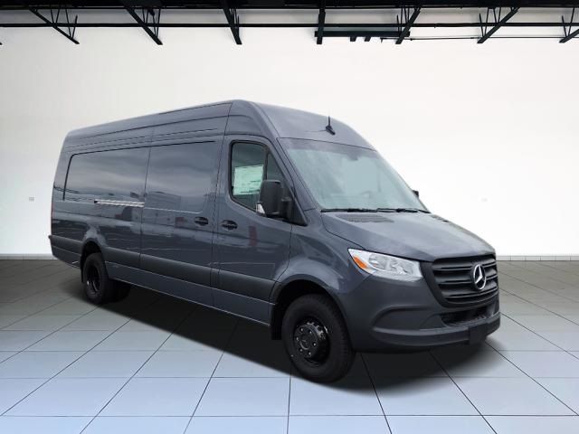 2024 Mercedes-Benz Sprinter Cargo