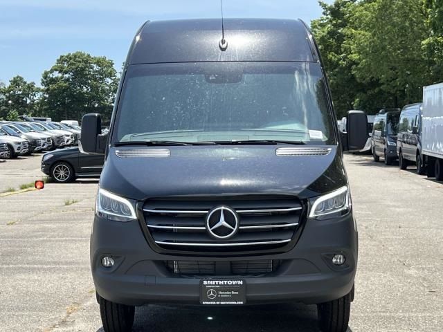 2024 Mercedes-Benz Sprinter Cargo