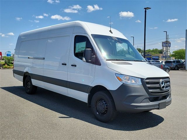 2024 Mercedes-Benz Sprinter Cargo