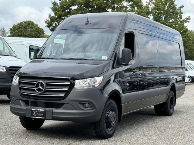 2024 Mercedes-Benz Sprinter Cargo