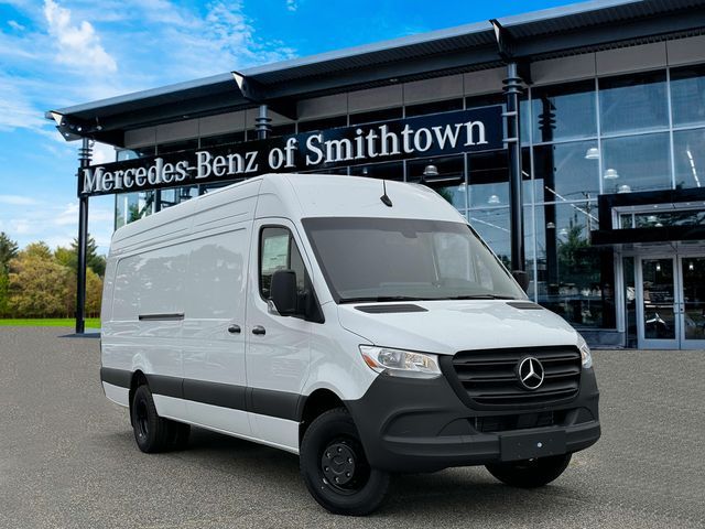 2024 Mercedes-Benz Sprinter Cargo