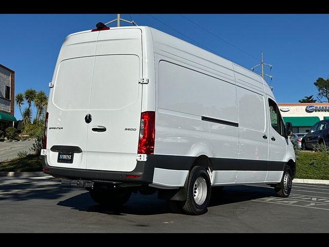 2024 Mercedes-Benz Sprinter Cargo