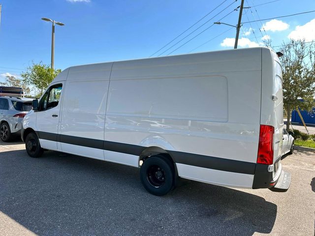 2024 Mercedes-Benz Sprinter Cargo