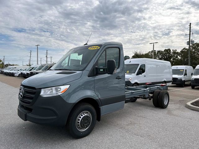 2024 Mercedes-Benz Sprinter Chassis