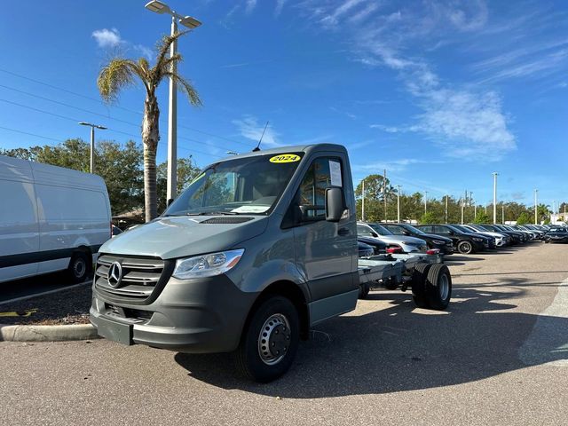 2024 Mercedes-Benz Sprinter Chassis