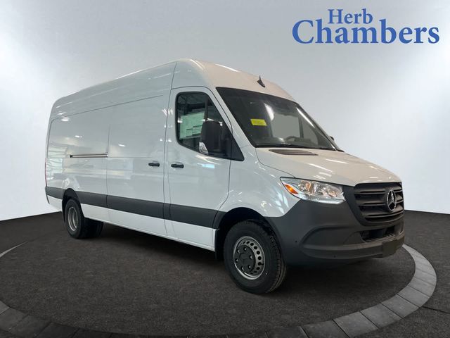 2024 Mercedes-Benz Sprinter Cargo