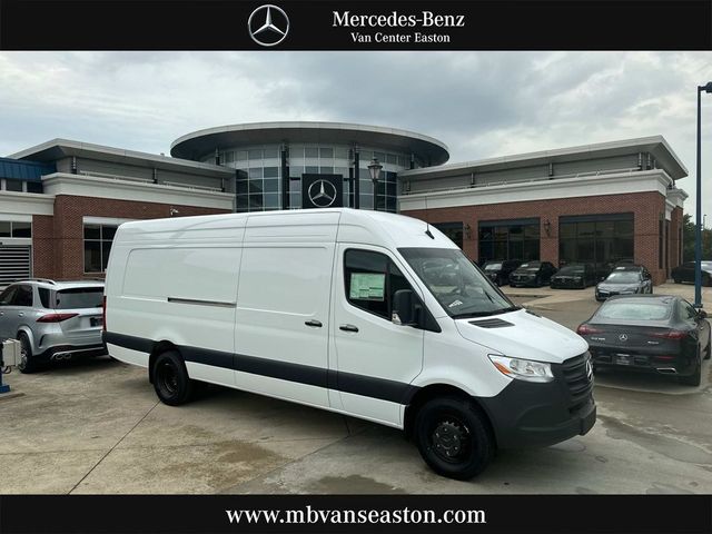 2024 Mercedes-Benz Sprinter Cargo