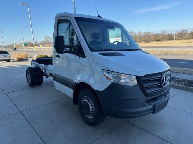 2024 Mercedes-Benz Sprinter Chassis