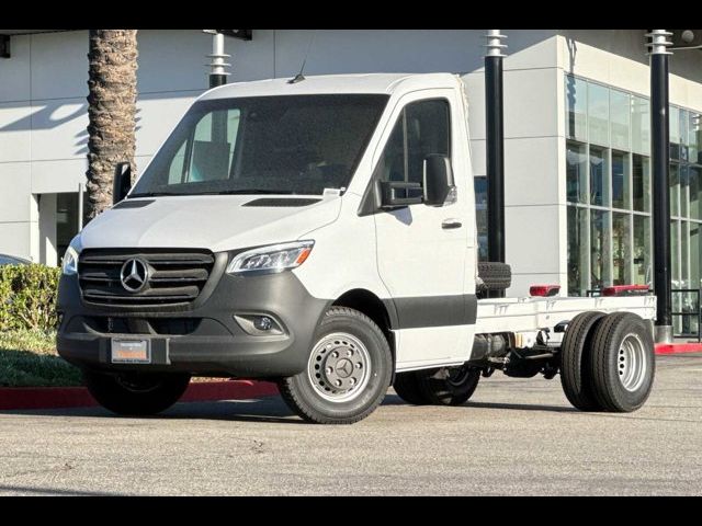 2024 Mercedes-Benz Sprinter Chassis