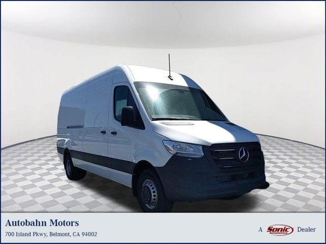2024 Mercedes-Benz Sprinter Cargo