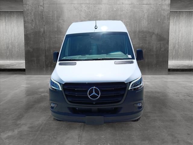 2024 Mercedes-Benz Sprinter Base