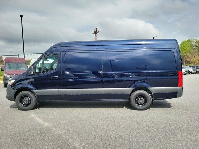 2024 Mercedes-Benz Sprinter Base