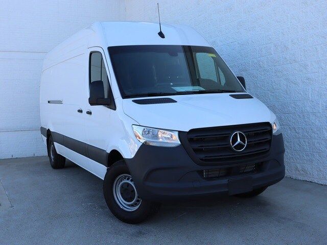 2024 Mercedes-Benz Sprinter Base