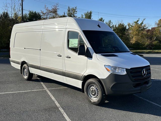 2024 Mercedes-Benz Sprinter Base