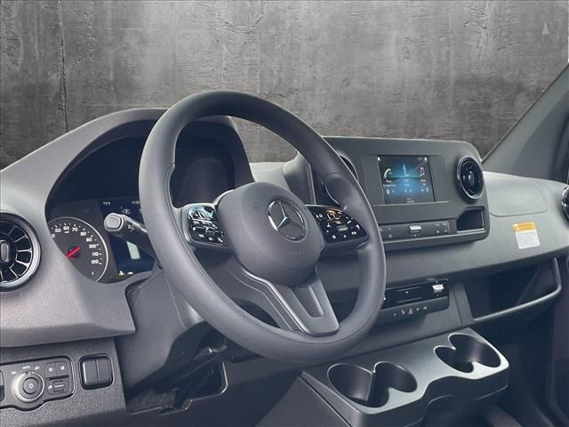 2024 Mercedes-Benz Sprinter Base