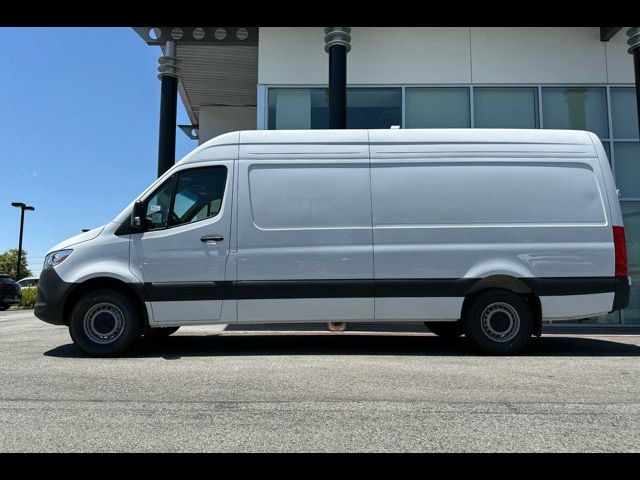 2024 Mercedes-Benz Sprinter Base