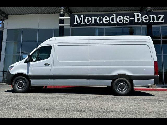 2024 Mercedes-Benz Sprinter Base