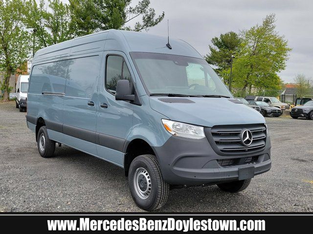 2024 Mercedes-Benz Sprinter Base