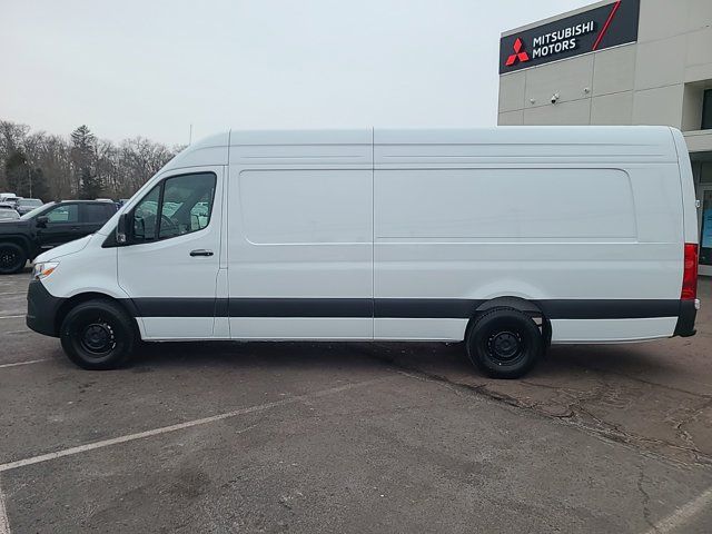 2024 Mercedes-Benz Sprinter Cargo