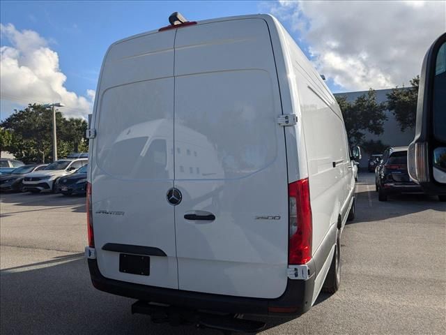 2024 Mercedes-Benz Sprinter Cargo