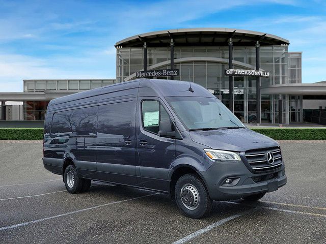 2024 Mercedes-Benz Sprinter Cargo